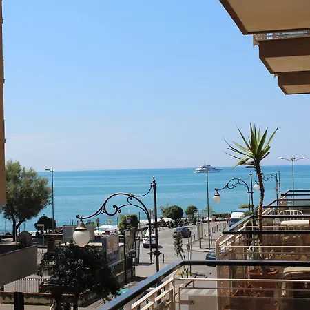 La Collina Dei Ciliegi 3*